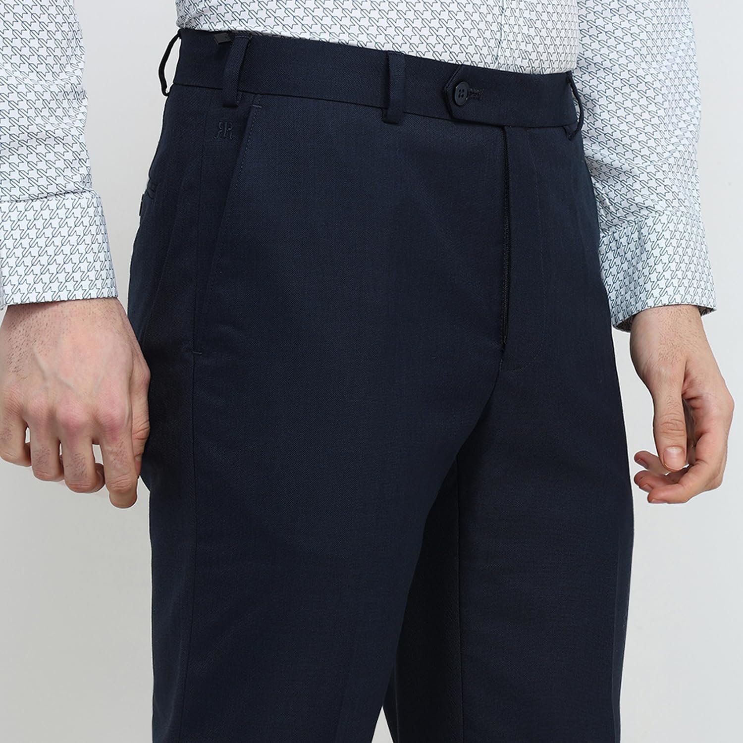 Men Contemporary Fit Shark Skin Pattern Poly Wool Blend Flat Front Formal Trouser